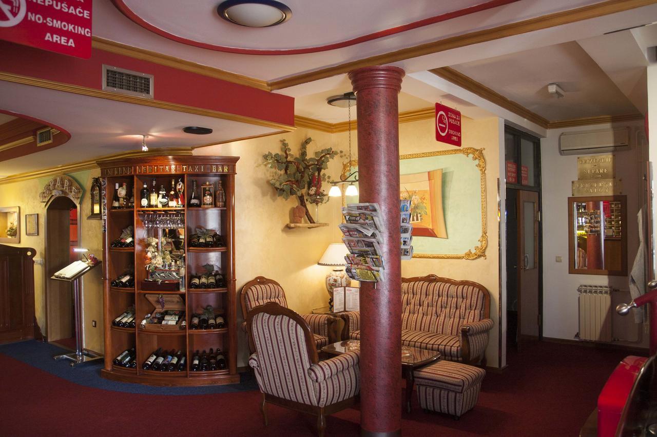 Taxi Bar Motel Bosanska Gradiska Exteriér fotografie